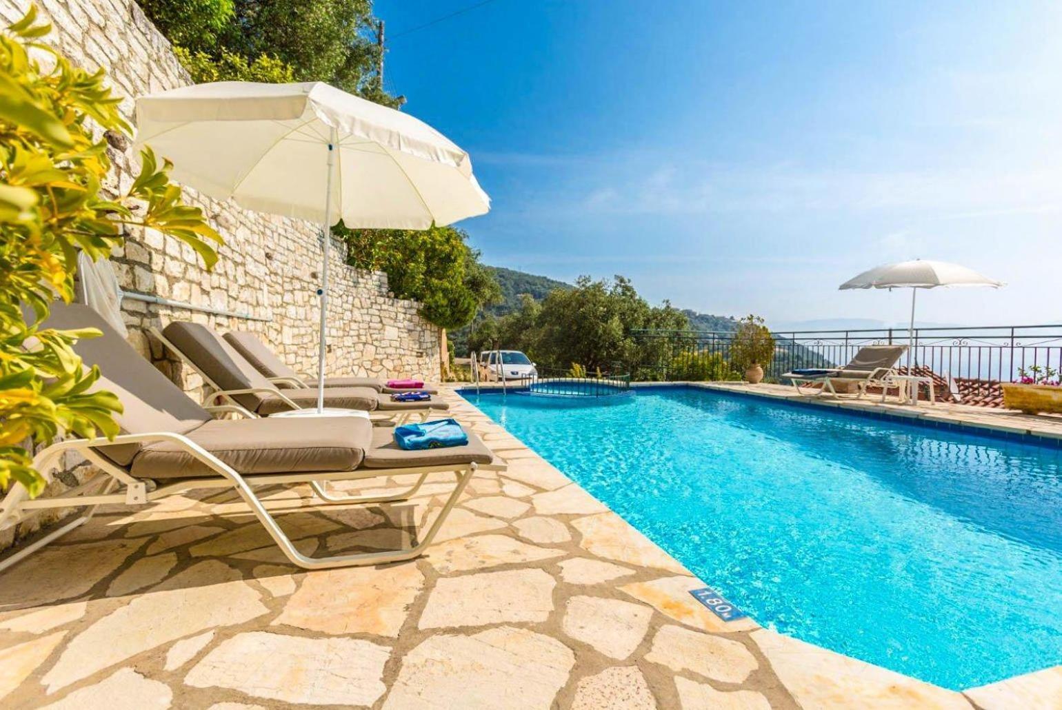Villa Aris Gimari Exterior photo
